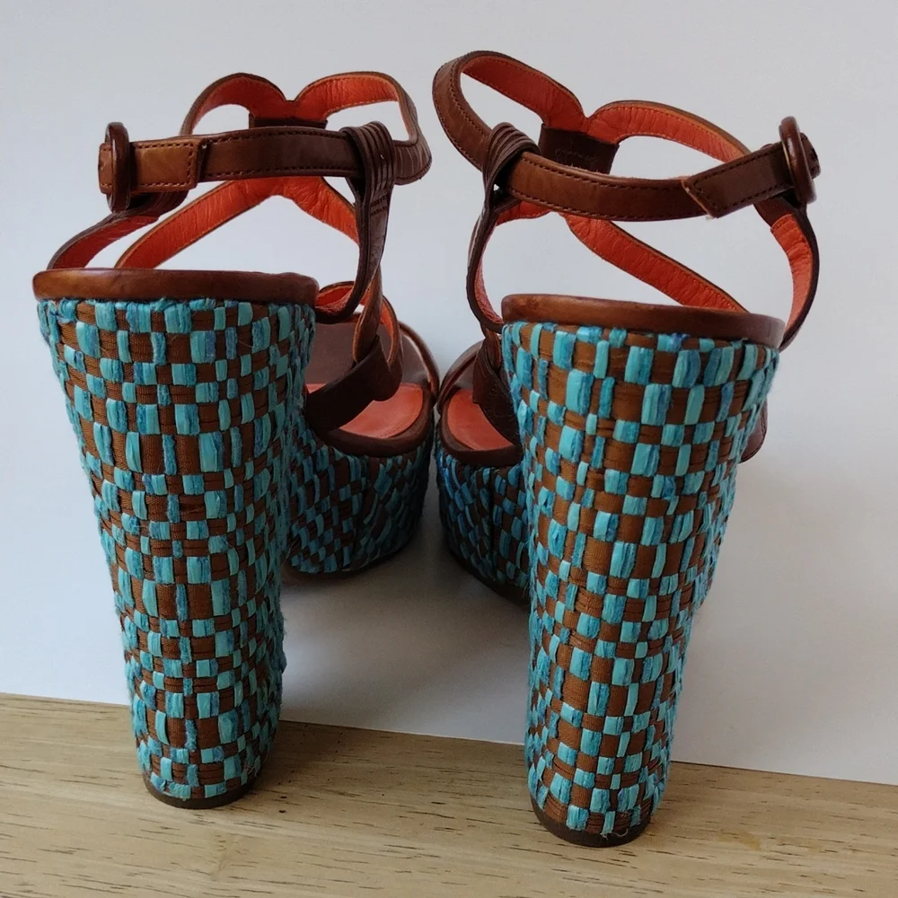 Via Spiga , turquoise platform, s 10.